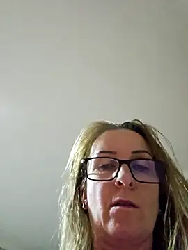 Steffi45 online show from 11-12-25, 08:19