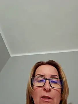 Snapshot of Steffi45 chatting on 03-18-26, 02:53 Steffi45 online show from 03-18-26, 02:53