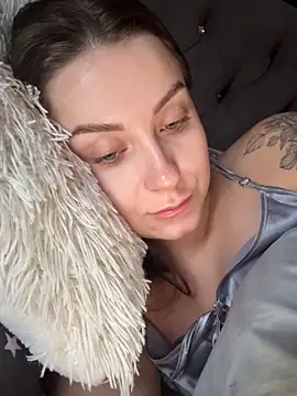 ellie ssexy online show from 10-15-25, 04:23