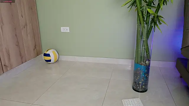 were-Naughty online show from 01-31-25, 08:01