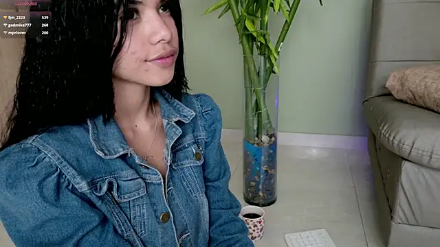 Snapshot of were-Naughty chatting on 02-06-25, 11:15 were-Naughty online show from 02-06-25, 11:15