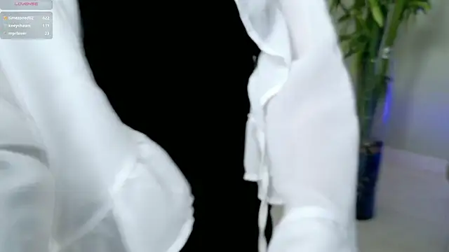 Snapshot of were-Naughty chatting on 02-07-25, 11:45 were-Naughty online show from 02-07-25, 11:45