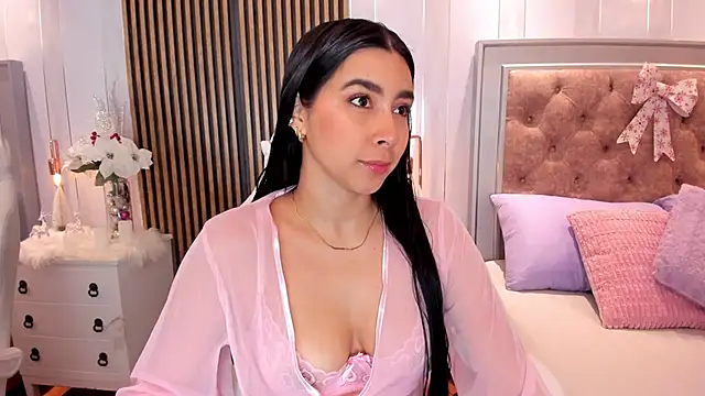 Charlotte Shelby online show from 01-03-25, 11:57