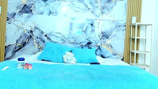 luna hoott online show from 11-16-25, 01:39