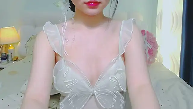 Snapshot of NGOCHA_06 chatting on 02-06-26, 11:57 NGOCHA 06 online show from 02-06-26, 11:57