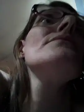 Snapshot of beelzebubblesxo chatting on 02-20-26, 06:26 beelzebubblesxo online show from 02-20-26, 06:26