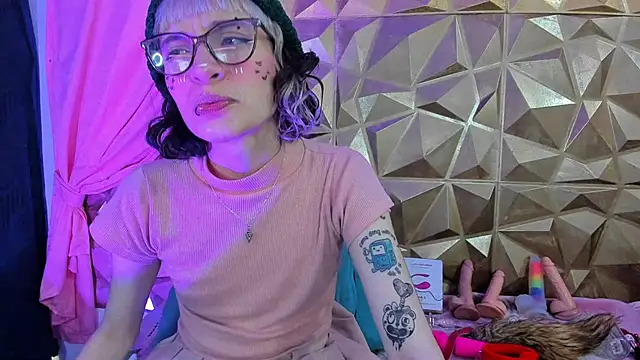 neeko princes online show from 12-13-24, 03:32