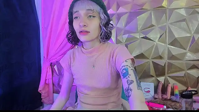 neeko princes online show from 12-16-24, 12:16