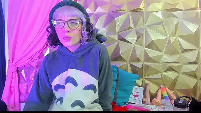neeko princes online show from 12-23-24, 03:23