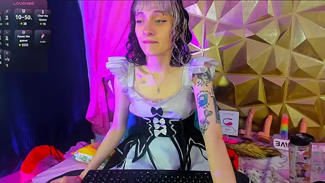 neeko princes online show from 03-18-25, 12:03