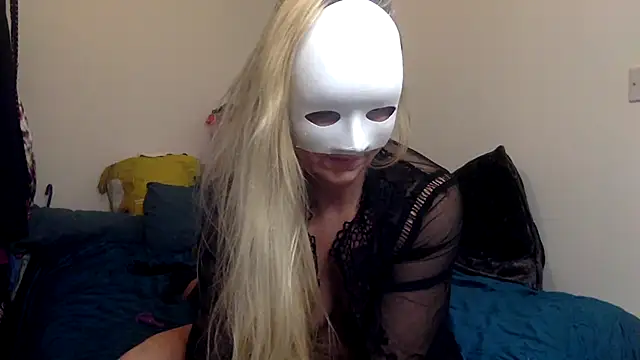 misscharlottezz online show from 03-12-25, 06:51