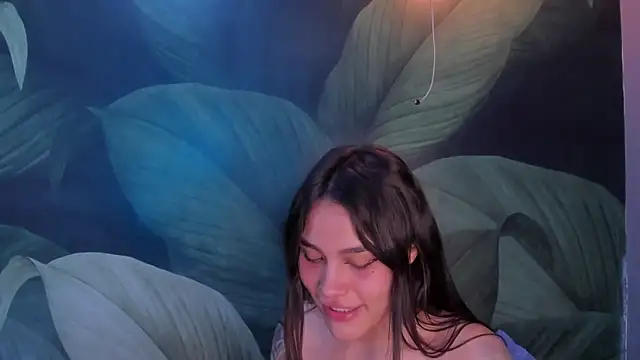 Snapshot of sweett_dirty chatting on 12-27-24, 03:37 sweett dirty online show from 12-27-24, 03:37