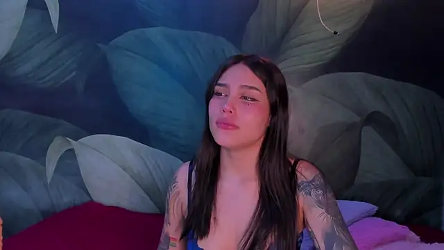 Snapshot of sweett_dirty chatting on 01-19-25, 03:32 sweett dirty online show from 01-19-25, 03:32