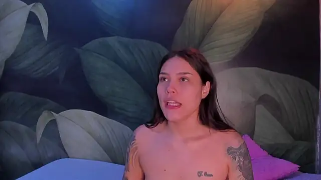 Snapshot of sweett_dirty chatting on 01-24-25, 12:20 sweett dirty online show from 01-24-25, 12:20