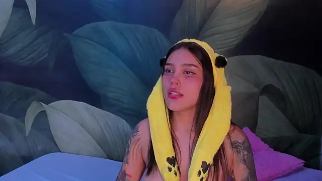 Snapshot of sweett_dirty chatting on 01-24-25, 03:24 sweett dirty online show from 01-24-25, 03:24