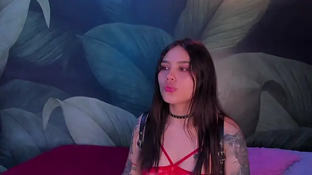 Snapshot of sweett_dirty chatting on 02-03-25, 03:27 sweett dirty online show from 02-03-25, 03:27