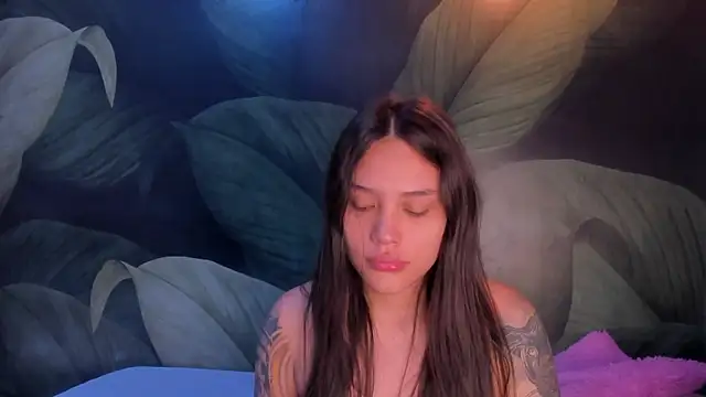 Snapshot of sweett_dirty chatting on 02-15-25, 12:22 sweett dirty online show from 02-15-25, 12:22