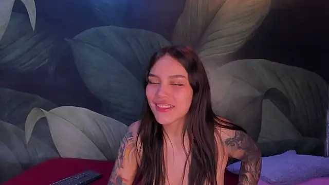 Snapshot of sweett_dirty chatting on 02-26-25, 03:30 sweett dirty online show from 02-26-25, 03:30
