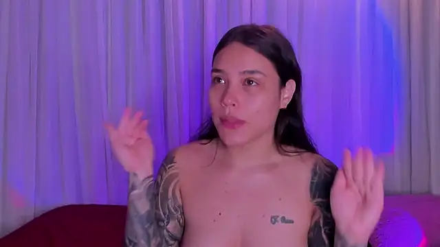 Snapshot of sweett_dirty chatting on 03-05-26, 12:23 sweett dirty online show from 03-05-26, 12:23