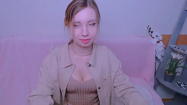 Snapshot of AliceFire_ chatting on 03-10-26, 10:53 AliceFire online show from 03-10-26, 10:53