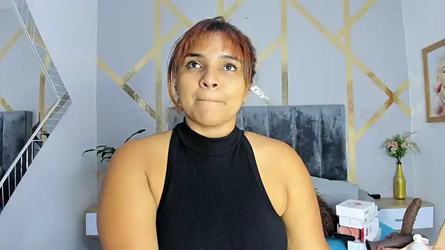 angelina castroo online show from 02-21-25, 03:12