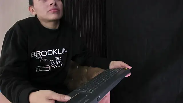  shantal smith online show from 03-26-26, 01:55