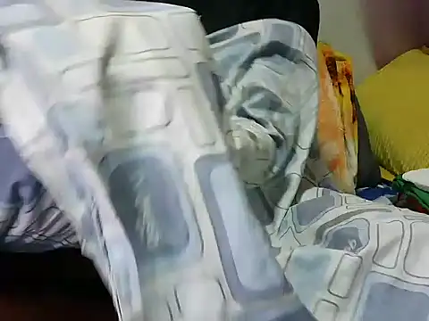 Snapshot of cindy_mia chatting on 12-05-25, 03:37 cindy mia online show from 12-05-25, 03:37