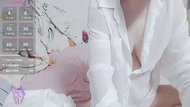 Snapshot of zhenzhen521 chatting on 12-24-24, 04:40 zhenzhen521 online show from 12-24-24, 04:40