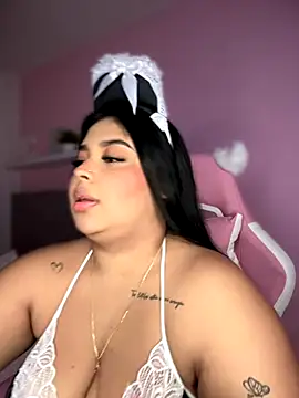 Emily cooper20 online show from 11-01-25, 12:45