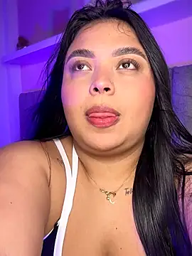 Emily cooper20 online show from 03-26-26, 02:39