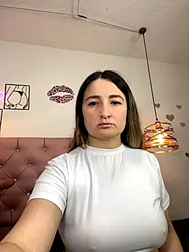 antonella87 online show from 10-04-25, 10:30