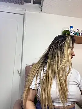 antonella87 online show from 10-14-25, 09:04