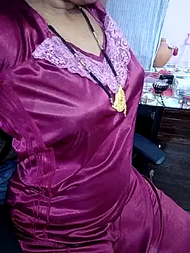 reemacouple007 online show from 05-20-26, 07:36