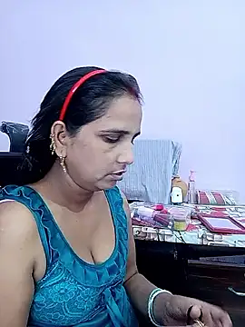 reemacouple007 online show from 06-08-26, 08:04