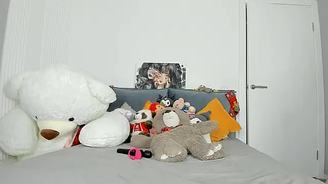 dolly ll online show from 12-19-24, 04:24