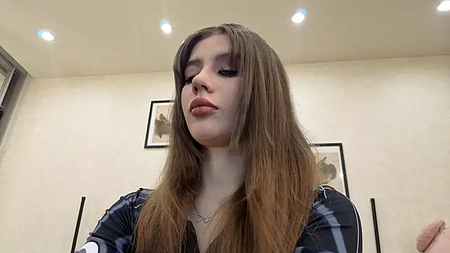 dolly ll online show from 04-30-26, 01:28