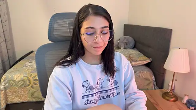 zoe moon18 online show from 09-11-25, 02:55