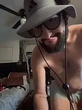 Snapshot of BobbyQ29 chatting on 02-12-26, 11:27 BobbyQ29 online show from 02-12-26, 11:27