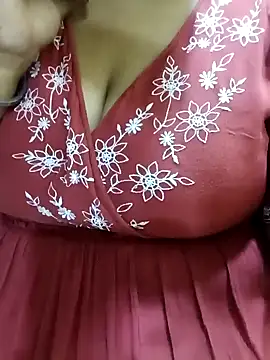 Snapshot of Ravina_patil1 chatting on 11-10-25, 05:34 Ravina patil1 online show from 11-10-25, 05:34