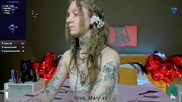 Mary Xextra online show from 02-14-25, 07:17