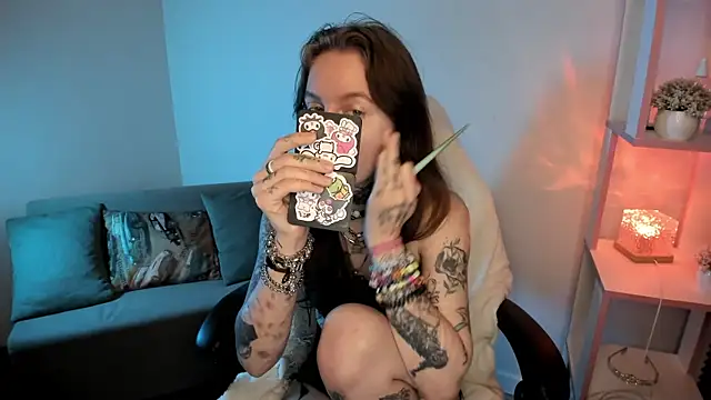 Mary Xextra online show from 09-23-25, 12:02