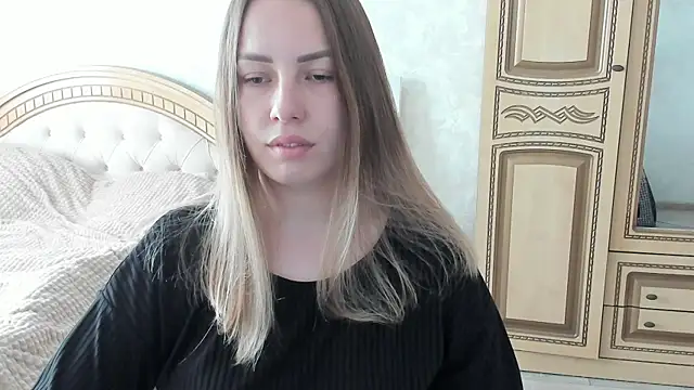 Mia shy1 online show from 10-03-25, 07:16