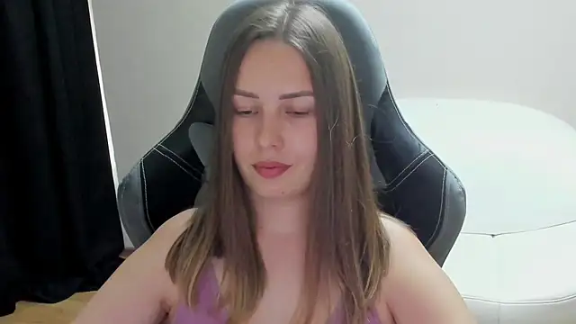 Mia shy1 online show from 06-18-26, 09:14