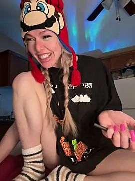 Snapshot of propertyofdaddy chatting on 02-27-26, 04:23 propertyofdaddy online show from 02-27-26, 04:23