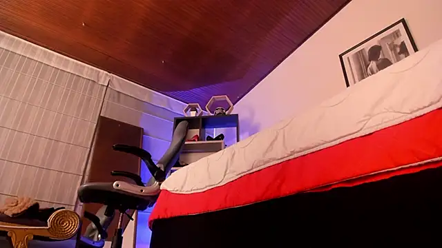 Moony 14 online show from 11-01-25, 01:13