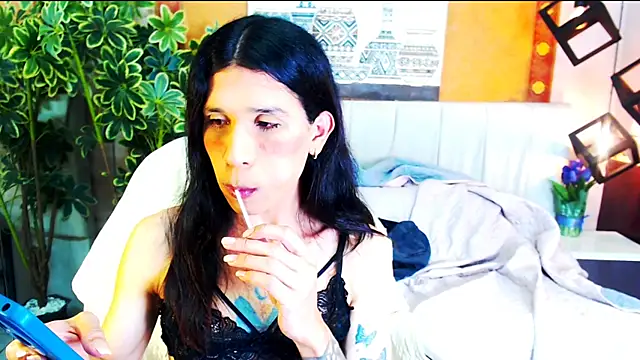 SaraSofia44 online show from 06-14-26, 04:25