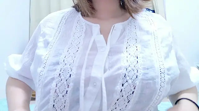 Megu Melon online show from 05-06-26, 05:35