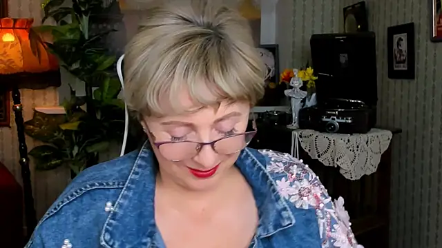 sugar vivien online show from 12-08-24, 04:07