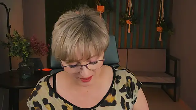 sugar vivien online show from 12-14-24, 03:15
