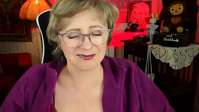 sugar vivien online show from 12-18-24, 12:07